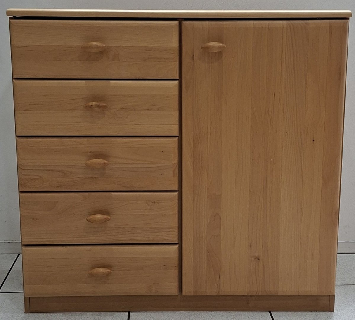 Commode